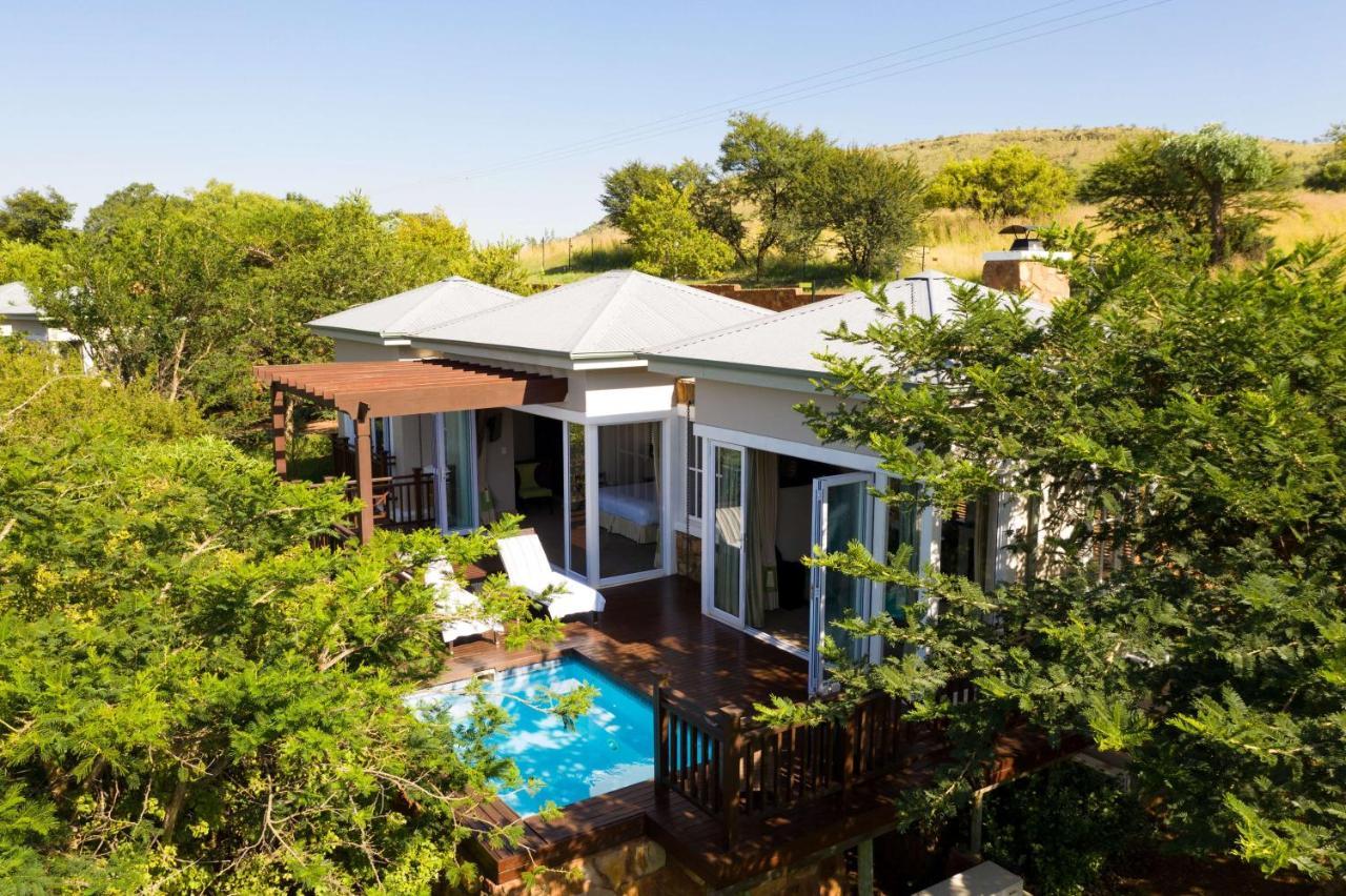 Mount Grace Hotel & Spa Magaliesburg Exterior foto A private villa at the resort