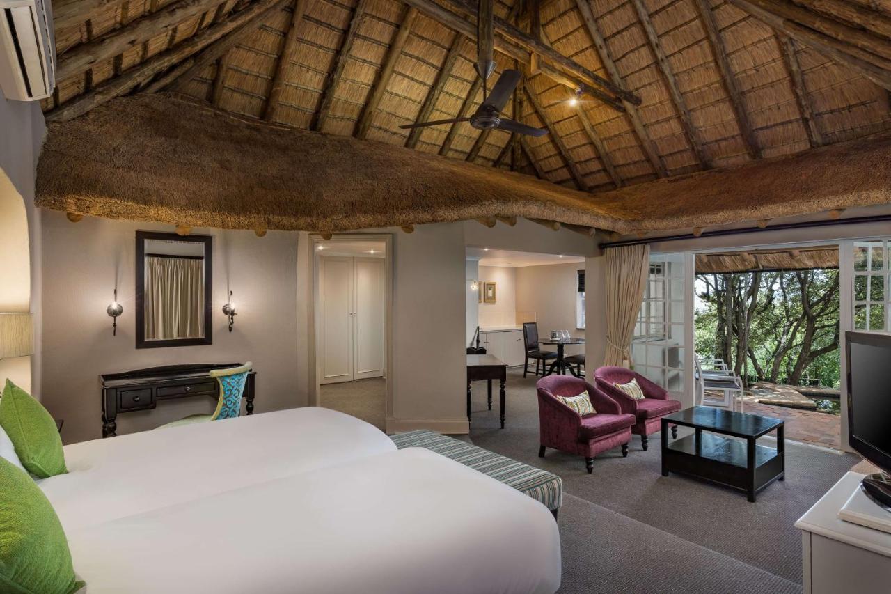Mount Grace Hotel & Spa Magaliesburg Exterior foto A suite at the Cape of Good Hope
