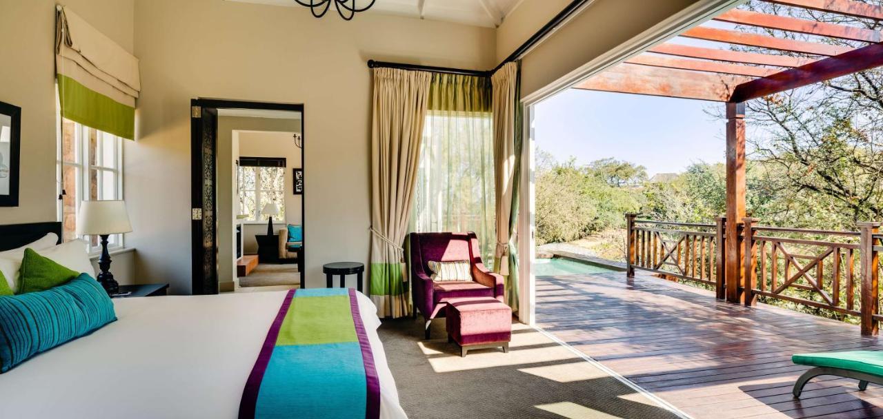 Mount Grace Hotel & Spa Magaliesburg Exterior foto A bedroom at the resort