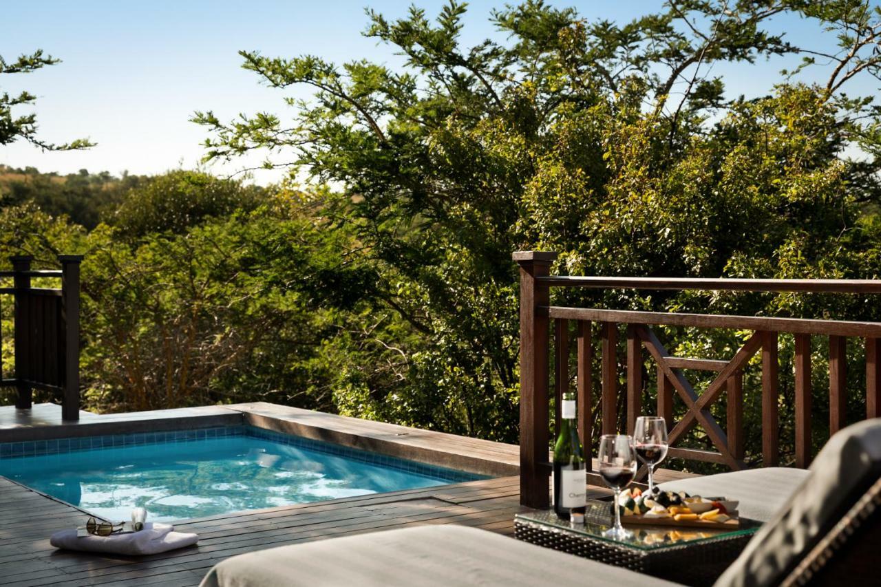 Mount Grace Hotel & Spa Magaliesburg Exterior foto The private pool of a villa at the resort