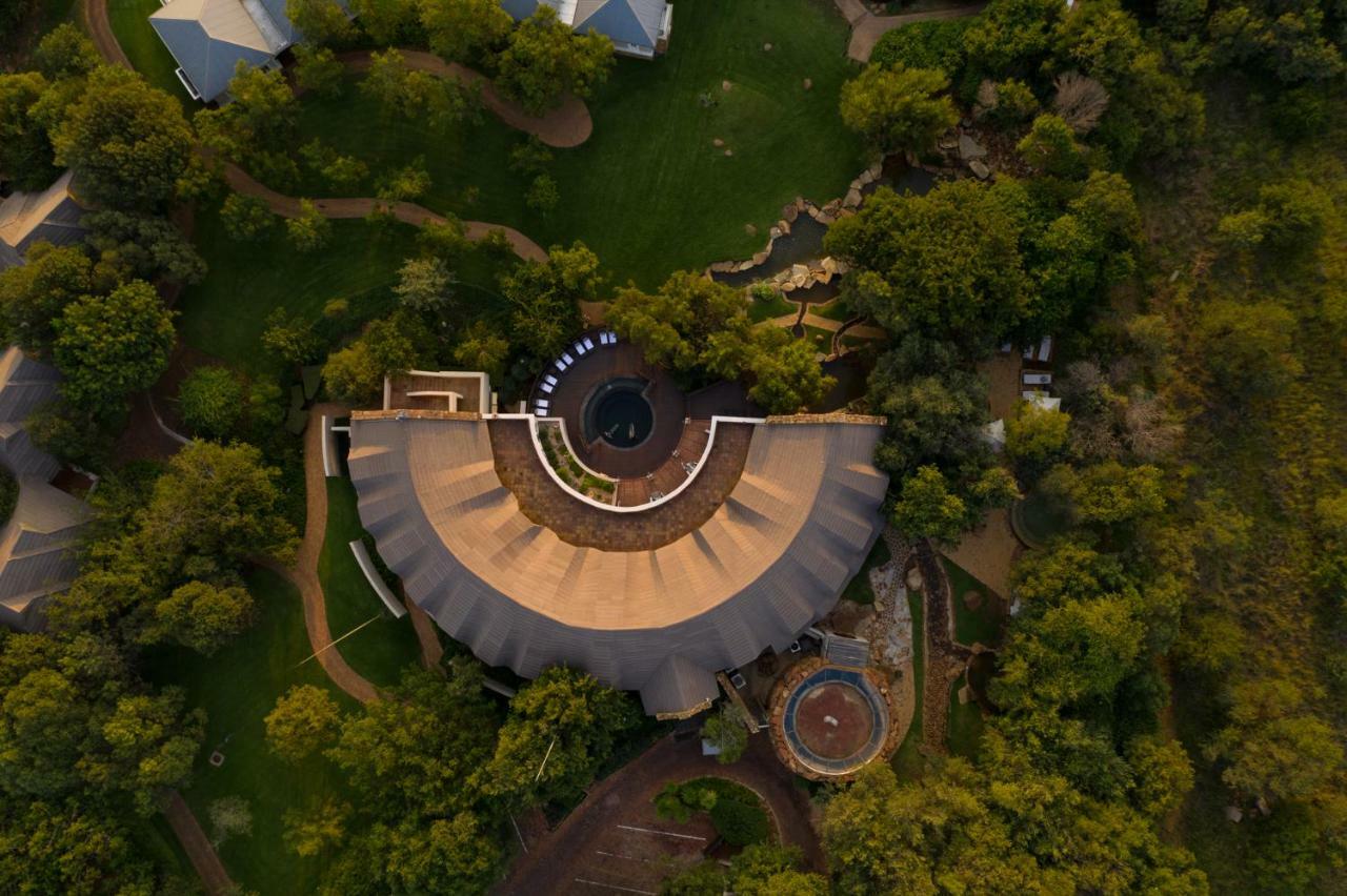 Mount Grace Hotel & Spa Magaliesburg Exterior foto Aerial view of the house